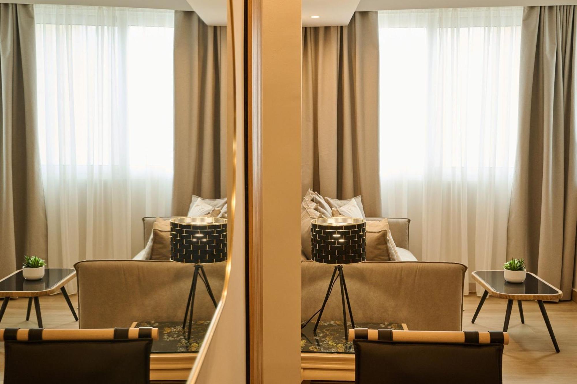 Acropolis Muses - Downtown Luxury Apartments Atenas Exterior foto